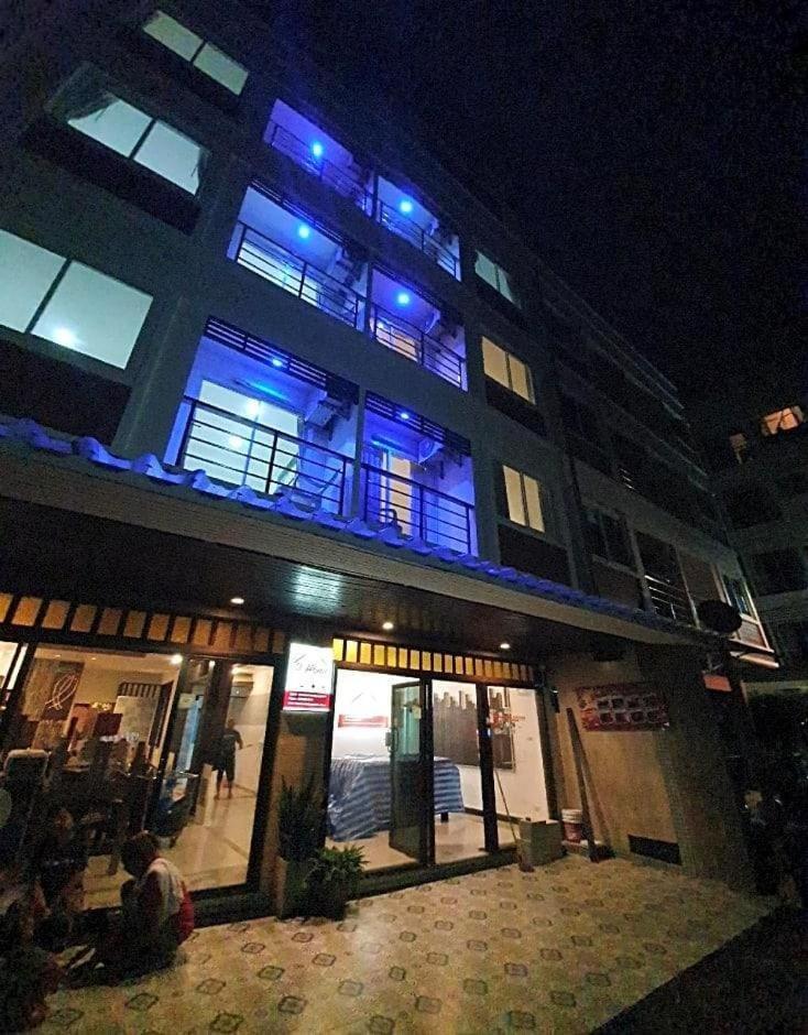Athome Nanai 8 Patong